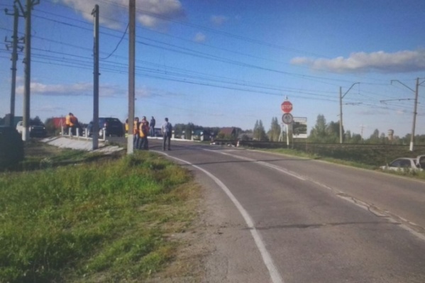 Авария случилась на железнодорожном переезде Авария случилась на железнодорожном переезде
