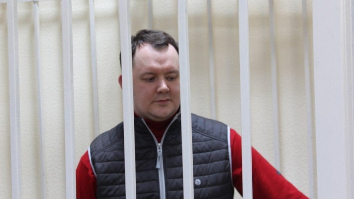 Депутат Волков получил 7 лет за «Машину добрых дел». Сравниваем приговор с другими решениями судов