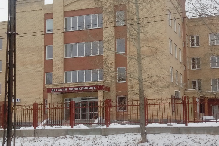 Заболевших из Копейска доставили в детскую больницу № 8 в Челябинске