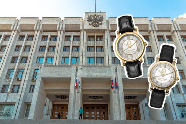 Вот такие незамысловатые часики Вот такие незамысловатые часики 