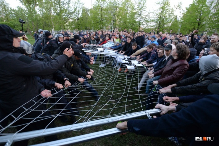Противостояние в сквере длилось восемь дней Противостояние в сквере длилось восемь дней
