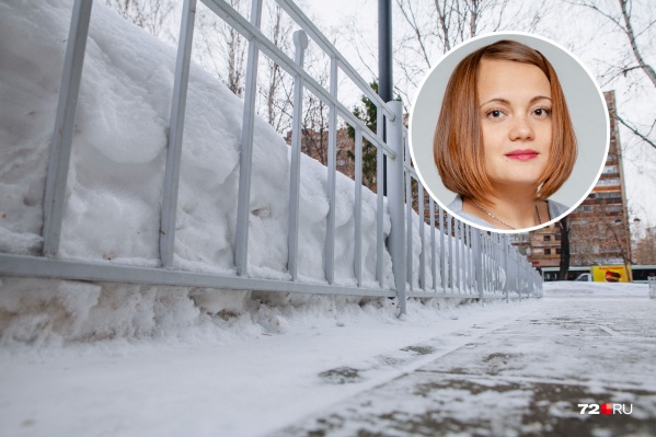 Зачем в Тюмени, где так не хватает зелени, повсюду ставят заборы? Это дорого, некрасиво и непрактично, но для кого-то выгодно Зачем в Тюмени, где так не хватает зелени, повсюду ставят заборы? Это дорого, некрасиво и непрактично, но для кого-то выгодно