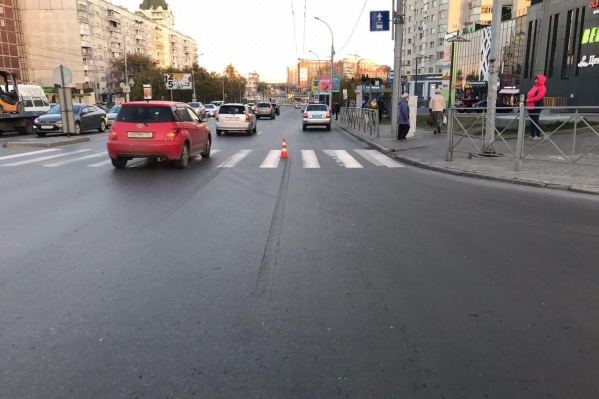 «Тойоты» сбили пешеходов в Калининском и Железнодорожном районах «Тойоты» сбили пешеходов в Калининском и Железнодорожном районах