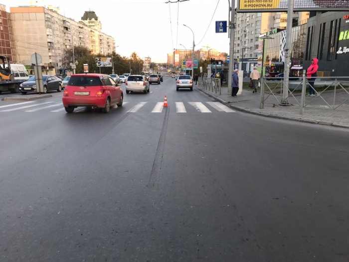 «Тойоты» сбили пешеходов в Калининском и Железнодорожном районах «Тойоты» сбили пешеходов в Калининском и Железнодорожном районах