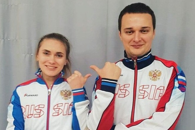 Дарья Вдовина уже выступала с Владимиром Масленниковым на международных соревнованиях. Например, год назад на чемпионате Европы, где они взяли золото Дарья Вдовина уже выступала с Владимиром Масленниковым на международных соревнованиях. Например, год назад на чемпионате Европы, где они взяли золото