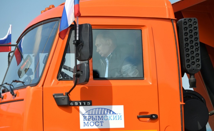 Владимир Путин приехал в Краснодарский край, чтобы открыть мост Владимир Путин приехал в Краснодарский край, чтобы открыть мост