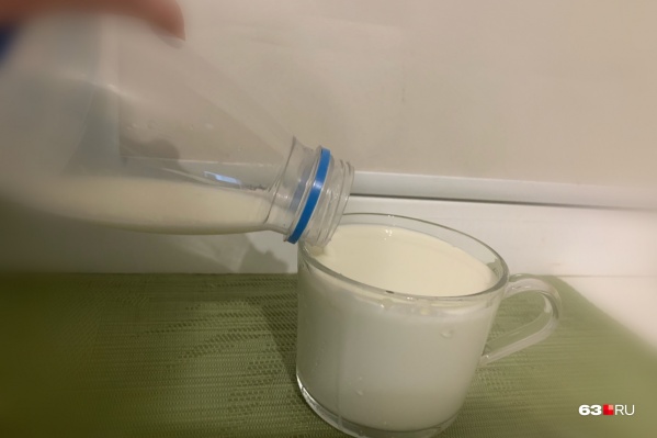 васильково поле молочная продукция. Смотреть фото васильково поле молочная продукция. Смотреть картинку васильково поле молочная продукция. Картинка про васильково поле молочная продукция. Фото васильково поле молочная продукция