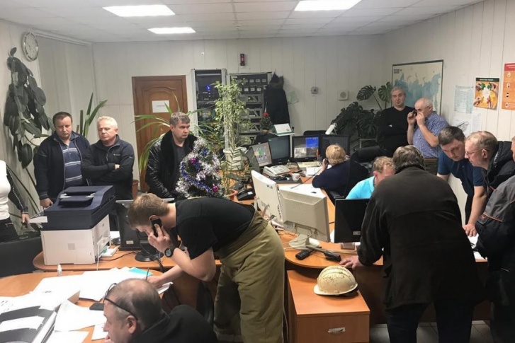 На месте работает оперативный штаб — приехал губернатор Пермского края На месте работает оперативный штаб — приехал губернатор Пермского края