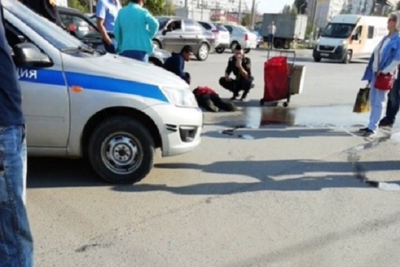 Пожилую женщину сбили напротив «Ленты» Пожилую женщину сбили напротив «Ленты» 