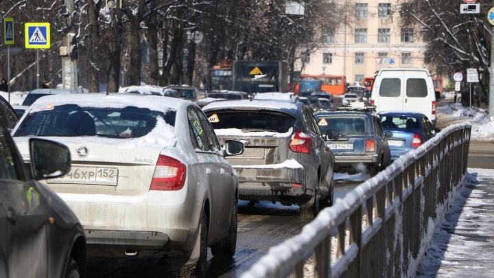 Нижегородские водители потеряли в прошлогодних пробках целую неделю