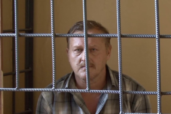 Покажите этого мужчина своим пожилым родителям и близким Покажите этого мужчина своим пожилым родителям и близким