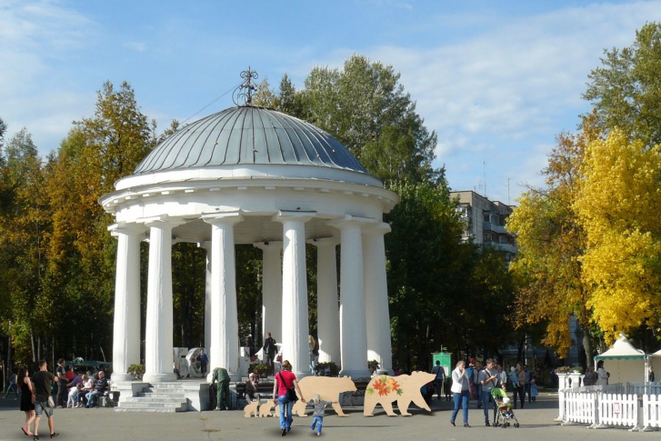 Медведей хотят поставить у эспланады в парке Медведей хотят поставить у эспланады в парке
