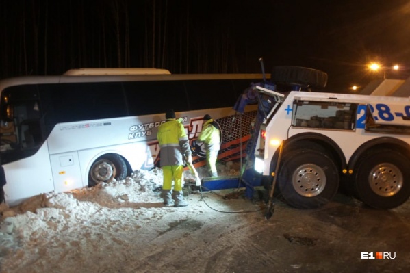 Водитель автобуса не пострадал Водитель автобуса не пострадал