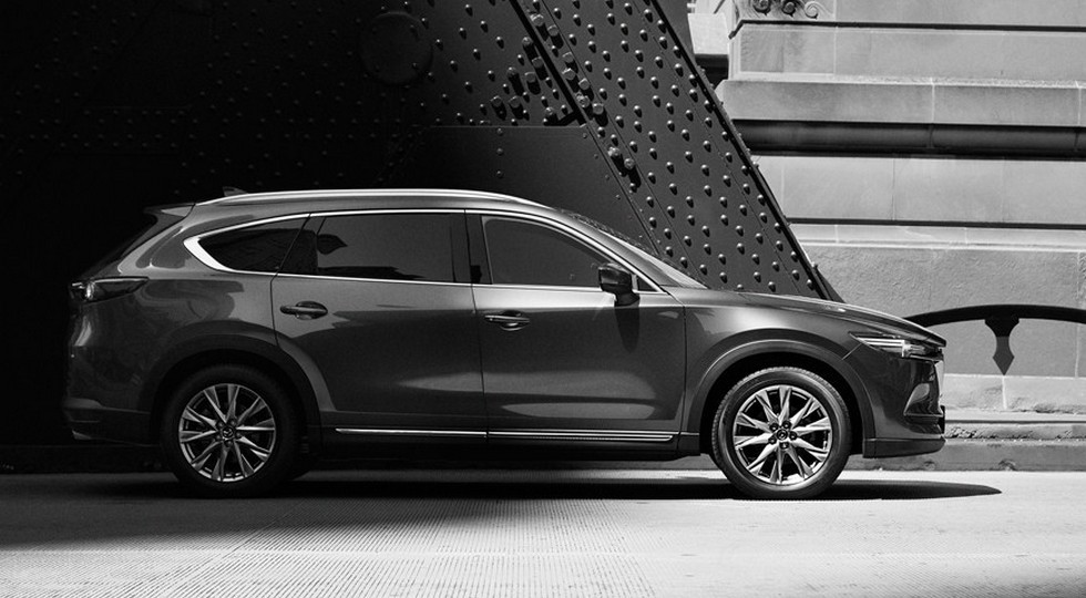 Mazda показала огромный CX-8 на семь мест (фото)