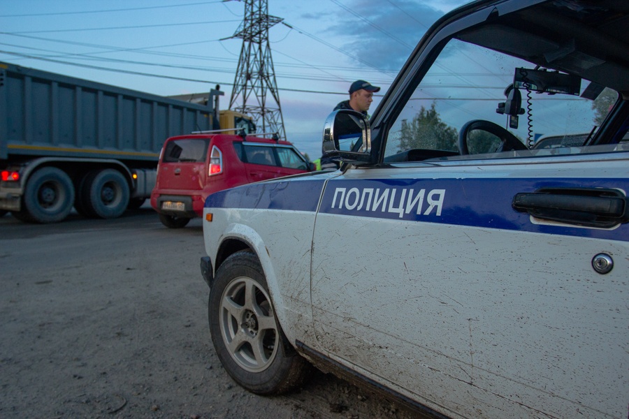 Восемь человек пострадали в ДТП на «встречке» в Кузбассе Восемь человек пострадали в ДТП на «встречке» в Кузбассе