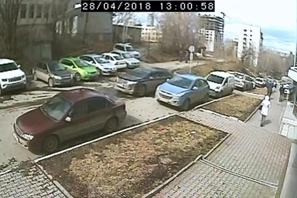 Преступники угоняли машины, которые стояли на неохраняемых стоянках Преступники угоняли машины, которые стояли на неохраняемых стоянках