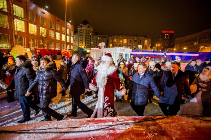 В Новосибирске городок открылся 25 декабря В Новосибирске городок открылся 25 декабря