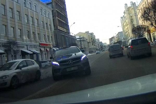SEAT ехал очень быстро SEAT ехал очень быстро
