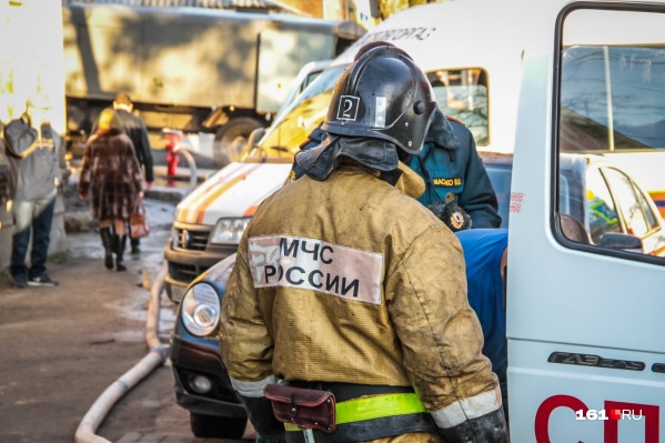 С пожаром на Западном боролись 16 спасателей С пожаром на Западном боролись 16 спасателей 