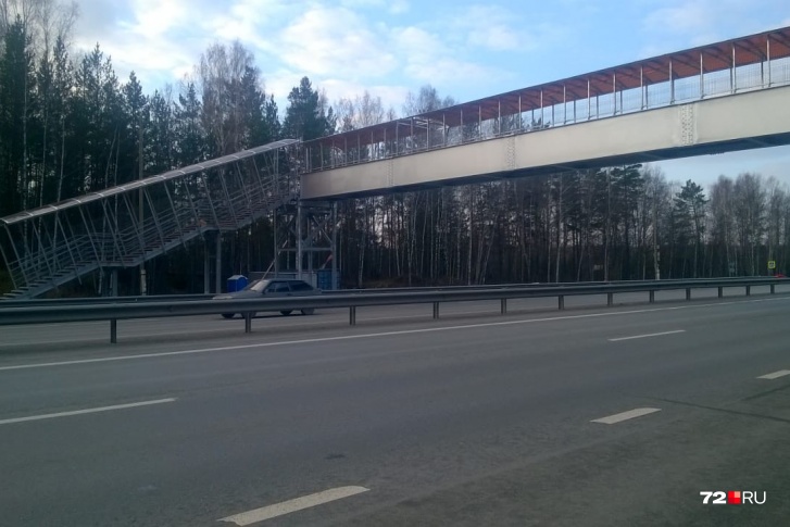 В следующем году здесь планируют установить модульный надземный переход В следующем году здесь планируют установить модульный надземный переход