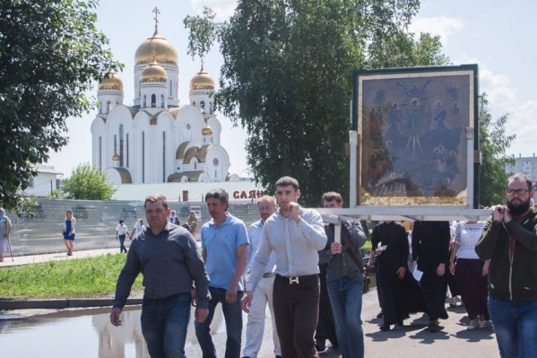 Два крестных хода пройдут с разницей в неделю Два крестных хода пройдут с разницей в неделю 