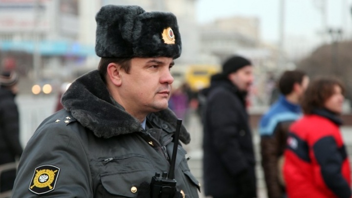 В новогодние праздники свердловчан охраняли больше семи тысяч полицейских