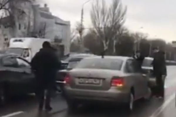 Очевидцы говорят, что виновник аварии не пытался тормозить Очевидцы говорят, что виновник аварии не пытался тормозить