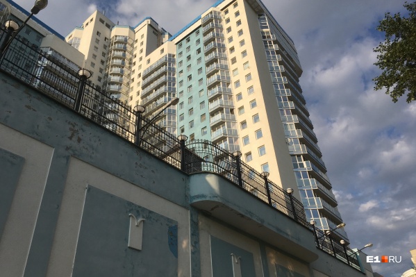 В доме на Московской оказалось 332 квартиры, но заселены были не все В доме на Московской оказалось 332 квартиры, но заселены были не все