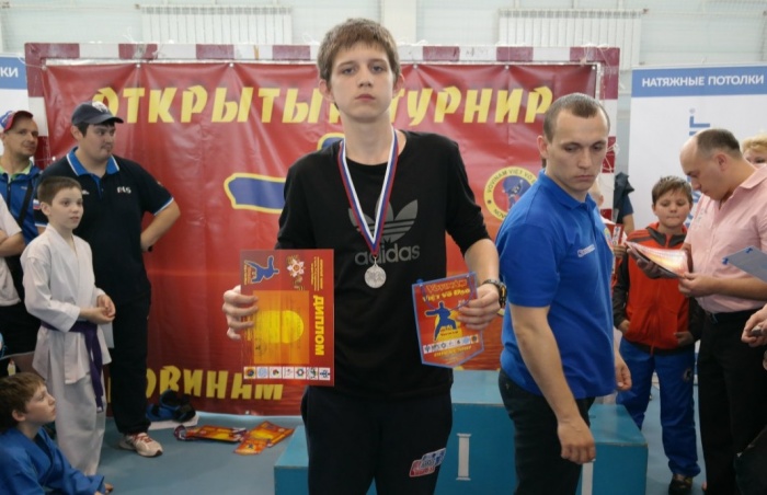 Александр Захаренко в спортклубе «Бердск» Александр Захаренко в спортклубе «Бердск»