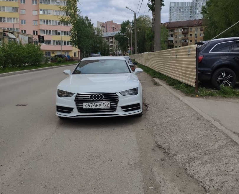 Проблема с парковкой на улице Краснофлотской
