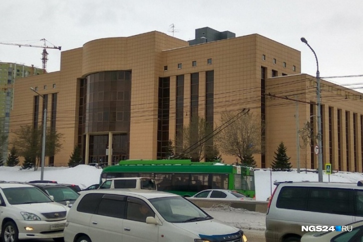 Сотрудников пенсионного фонда Красноярского края подозревают в хищении больше 70 миллионов рублей Сотрудников пенсионного фонда Красноярского края подозревают в хищении больше 70 миллионов рублей