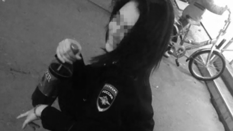 Платить штрафы за пьяную дочь, сбившую на угнанной машине полицейского, пришлось её матери Платить штрафы за пьяную дочь, сбившую на угнанной машине полицейского, пришлось её матери