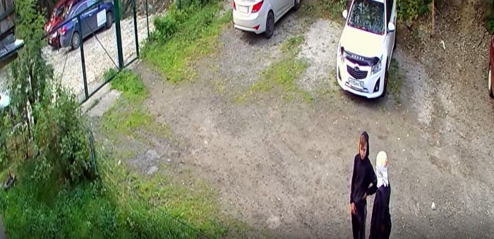 Парни сначала обсуждали, какие велосипеды брать Парни сначала обсуждали, какие велосипеды брать