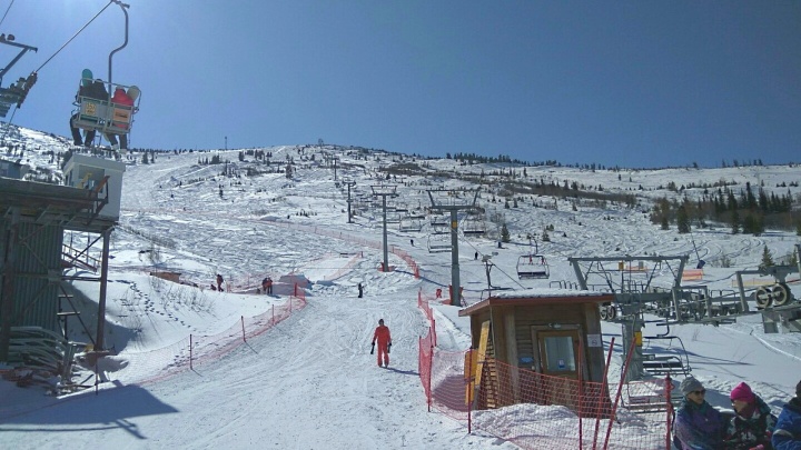 Красноярцы открыли лыжный сезон в Ергаках