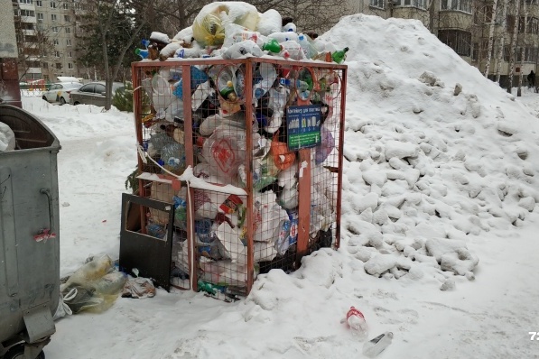 До мусорной реформы во дворах Тюмени стояли порядка полутора тысяч сеток для пластика