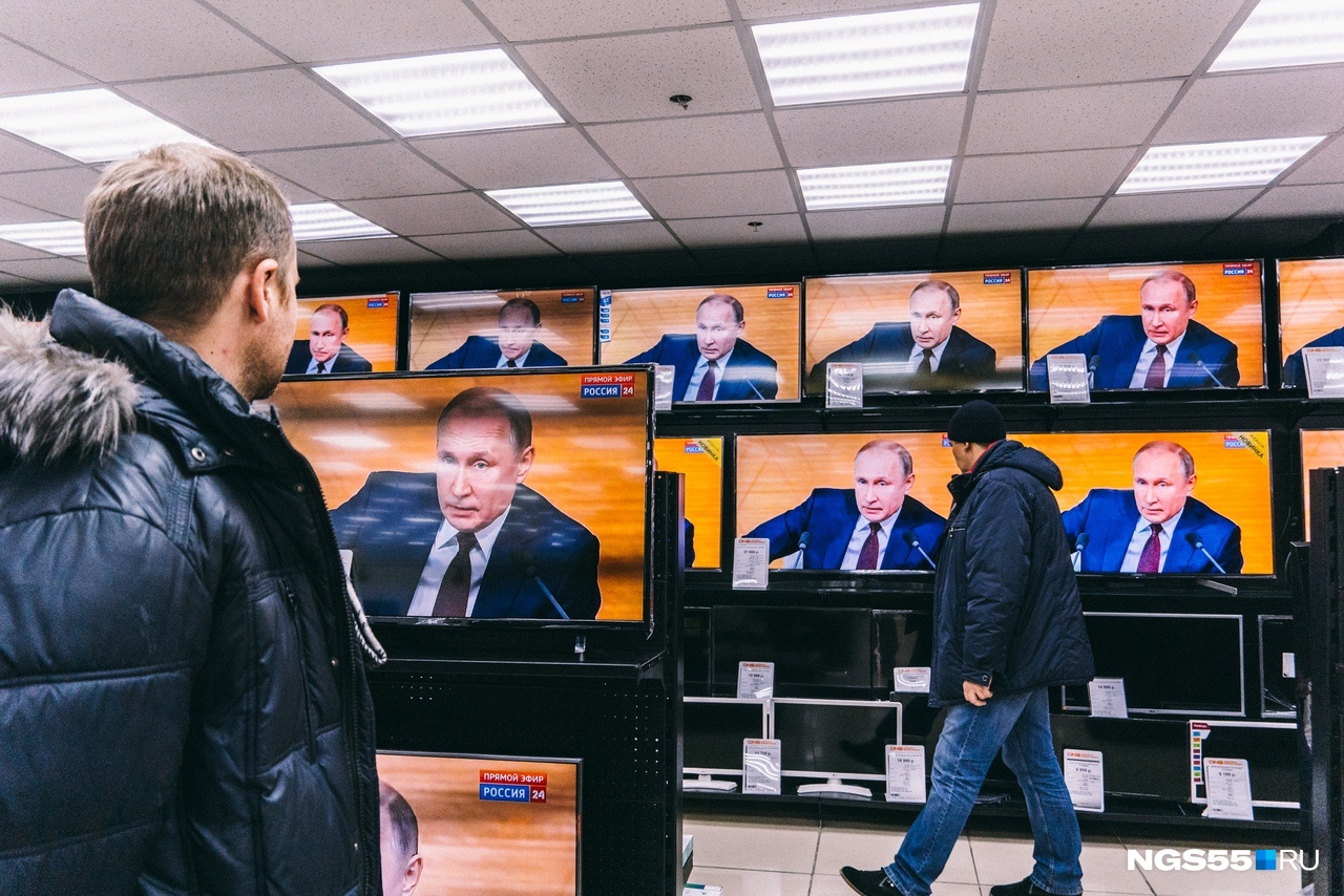 Путин, Путин и «Канцелярская крыса». Что смотрели омичи по ТВ в прошлом году