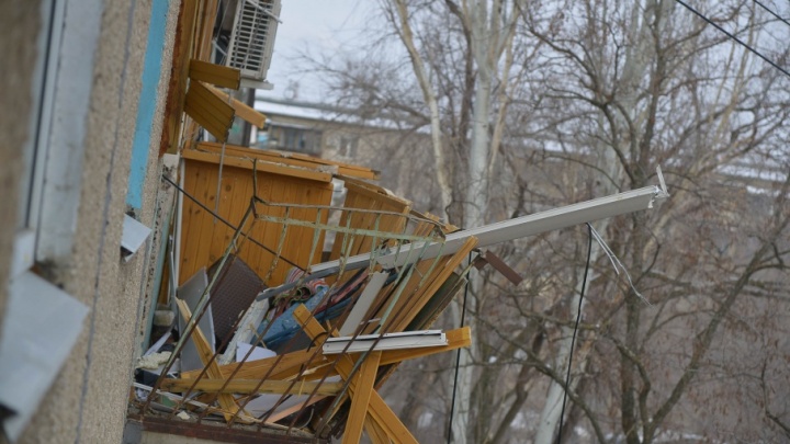 С косметическим ремонтом и новыми окнами: в Волжском восстановили пострадавший от взрыва дом