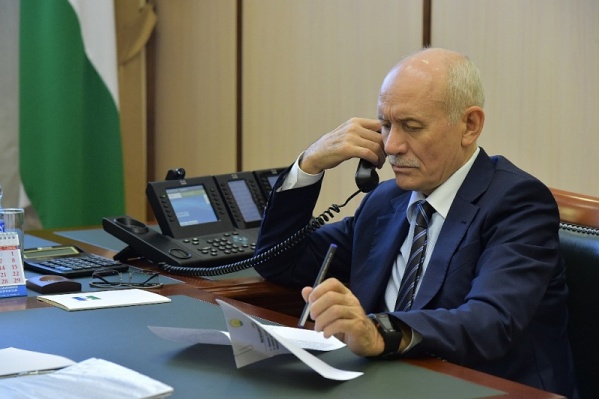 Рустэм Хамитов поручил Правительству республики разобраться с проблемами жителей Рустэм Хамитов поручил Правительству республики разобраться с проблемами жителей