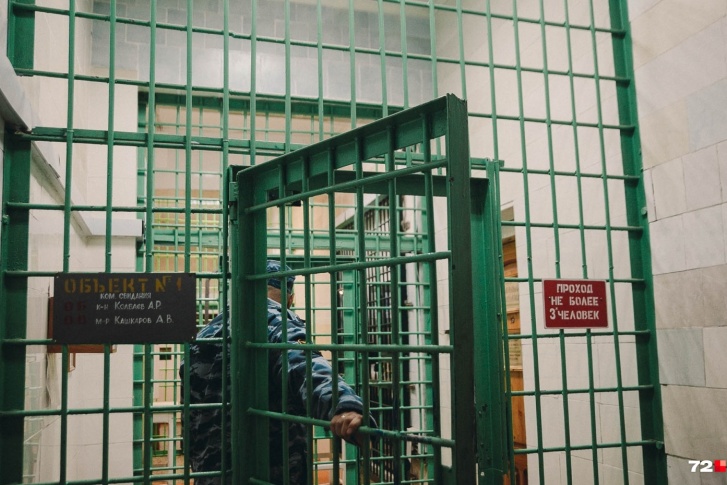 Близкие Дмитрия Осипова получили от него письмо, в котором он просит срочно приехать к нему на свидание, а информацию об угрозах передать адвокатам Близкие Дмитрия Осипова получили от него письмо, в котором он просит срочно приехать к нему на свидание, а информацию об угрозах передать адвокатам