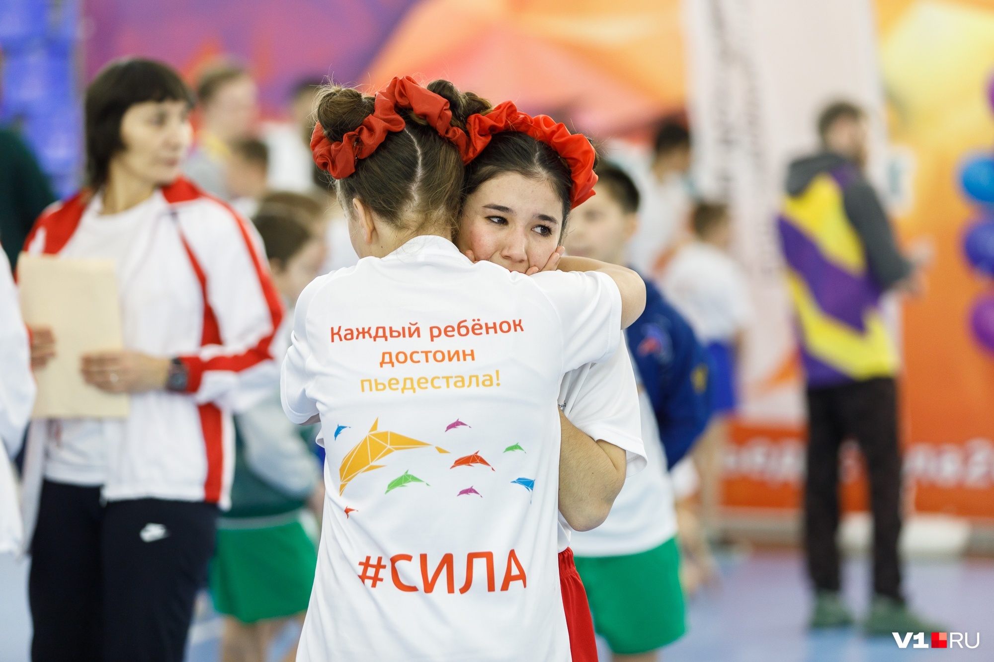 «Они достойны пьедестала!»: на соревнования Елены Исинбаевой приехали сотни школьников