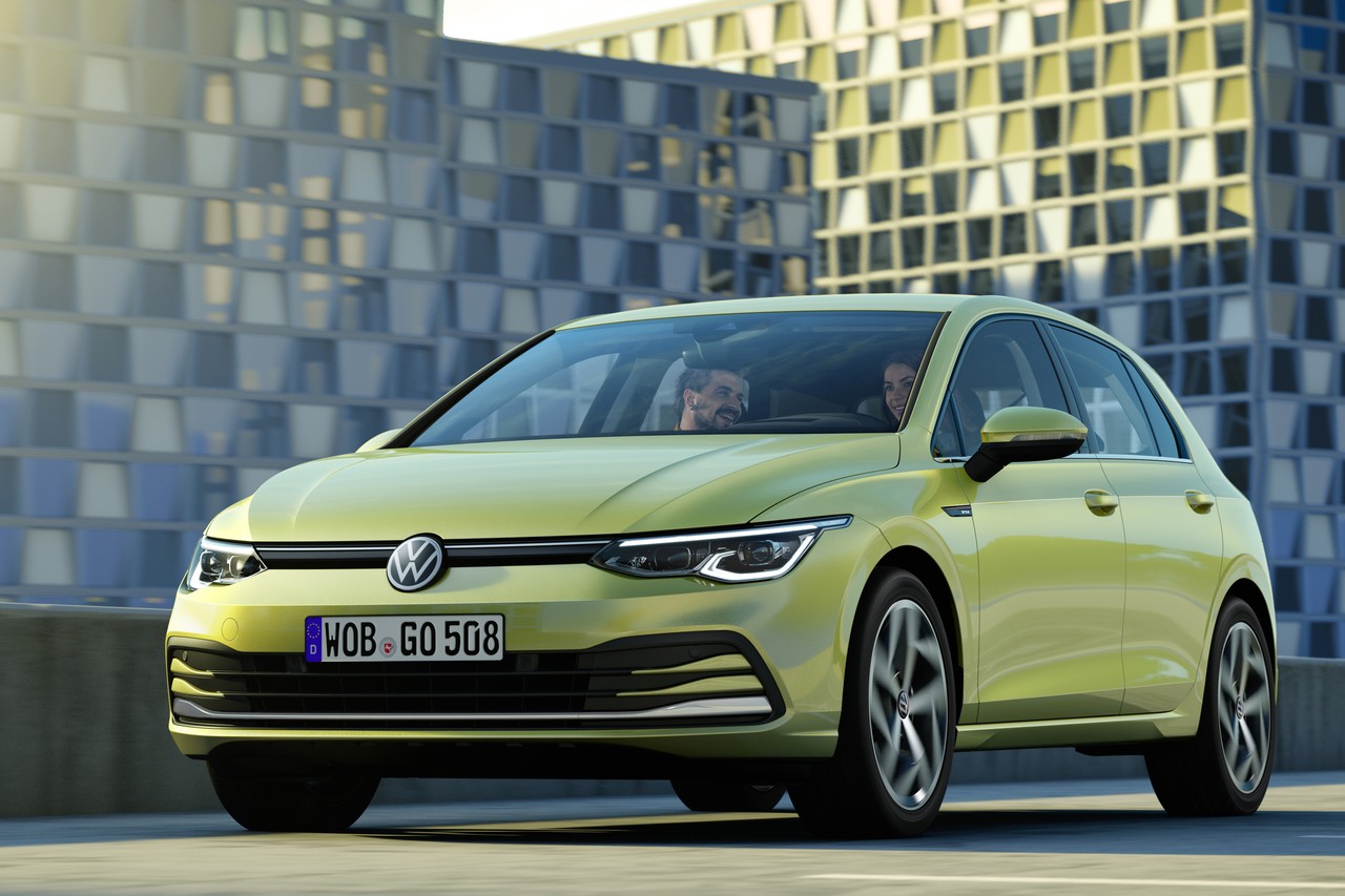 Volkswagen придал взгляду Golf немного хитрецы Volkswagen придал взгляду Golf немного хитрецы