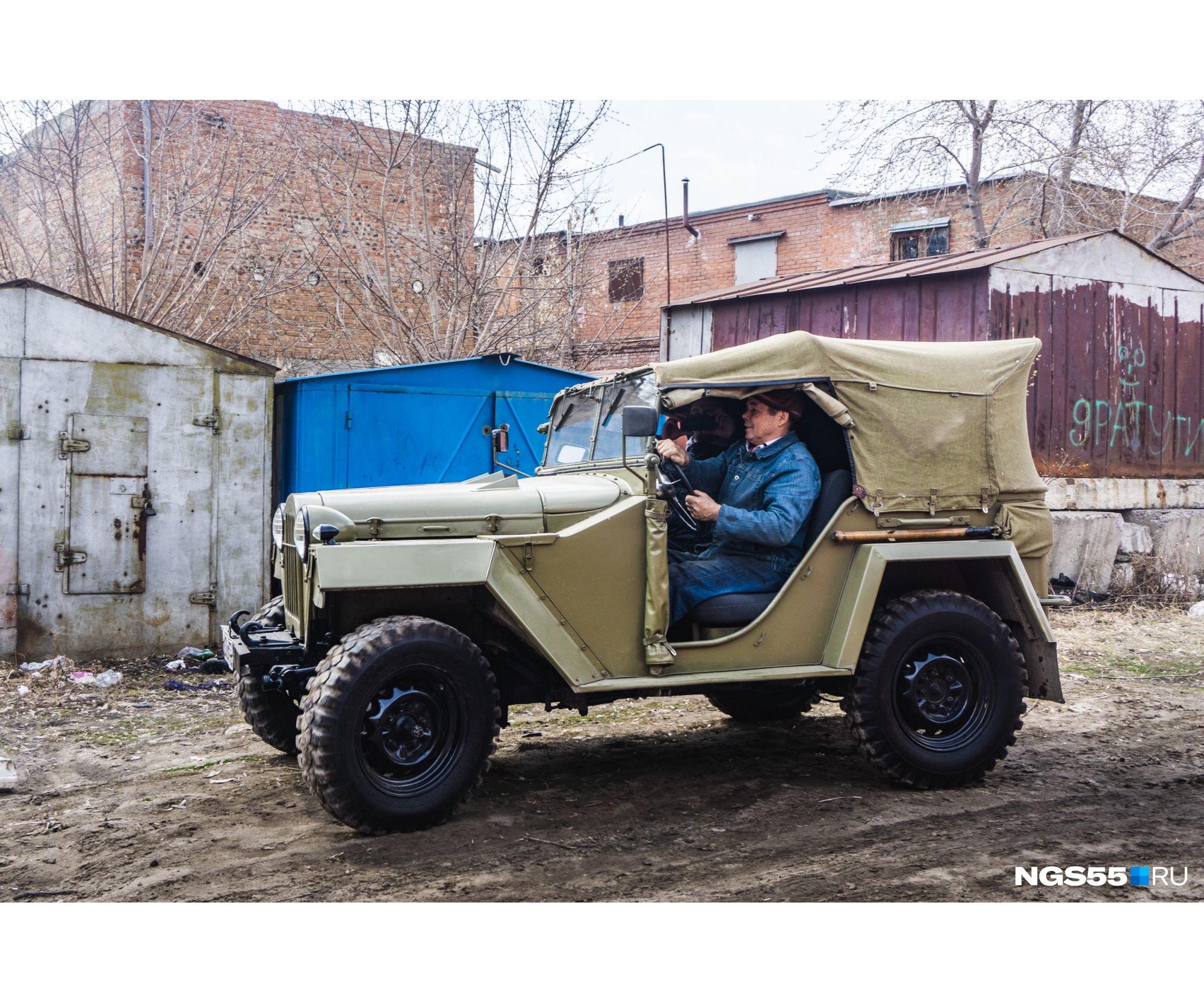 С геометрической проходимостью у ГАЗика всё в порядке: угол въезда — за 60 градусов. Правда, рослому водителю будет тесновато С геометрической проходимостью у ГАЗика всё в порядке: угол въезда — за 60 градусов. Правда, рослому водителю будет тесновато