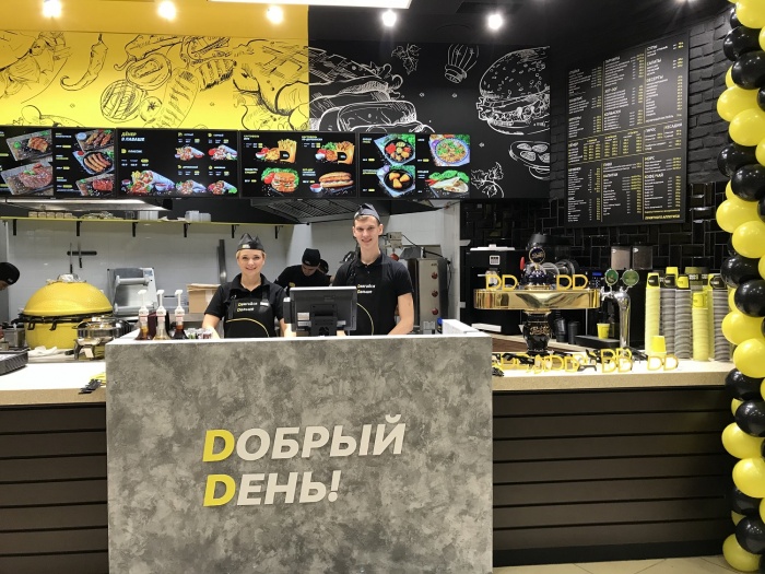 «Дядя Дёнер» начал готовить стейки и бургеры
