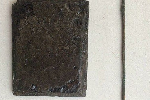 В Танаисе раскопали уникальный античный медицинский инструмент