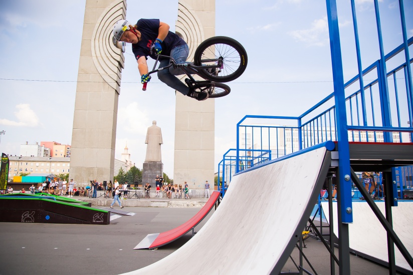 28c76f9f8b2242b04cc5a3644a5cbc250f1375b0