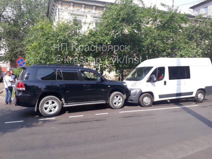 Мужчину отвезли в реанимацию Мужчину отвезли в реанимацию
