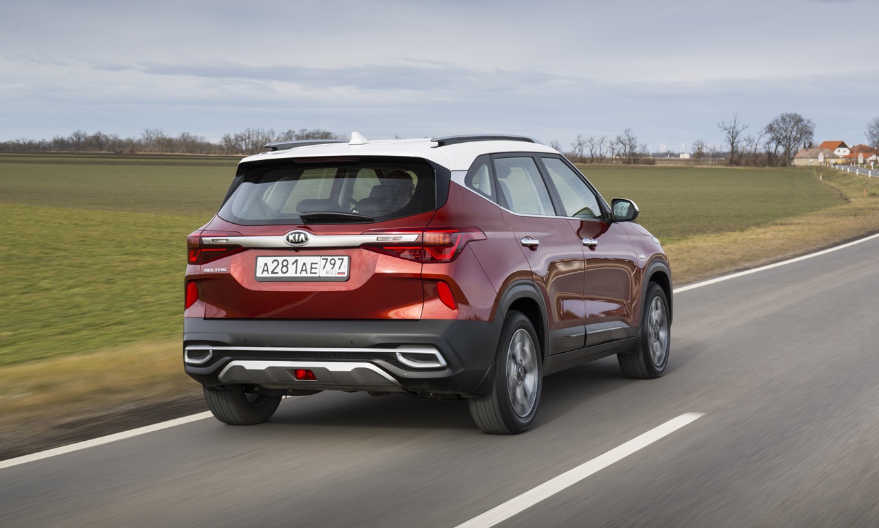 У KIA Seltos будут варианты с двухцветным кузовом У KIA Seltos будут варианты с двухцветным кузовом 