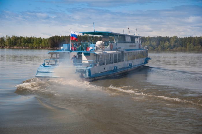 Теплоходы по Обскому морю будут курсировать каждую пятницу и субботу Теплоходы по Обскому морю будут курсировать каждую пятницу и субботу