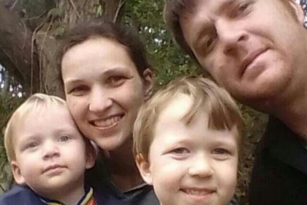 Александра вышла замуж за африканца и родила двоих сыновей Александра вышла замуж за африканца и родила двоих сыновей