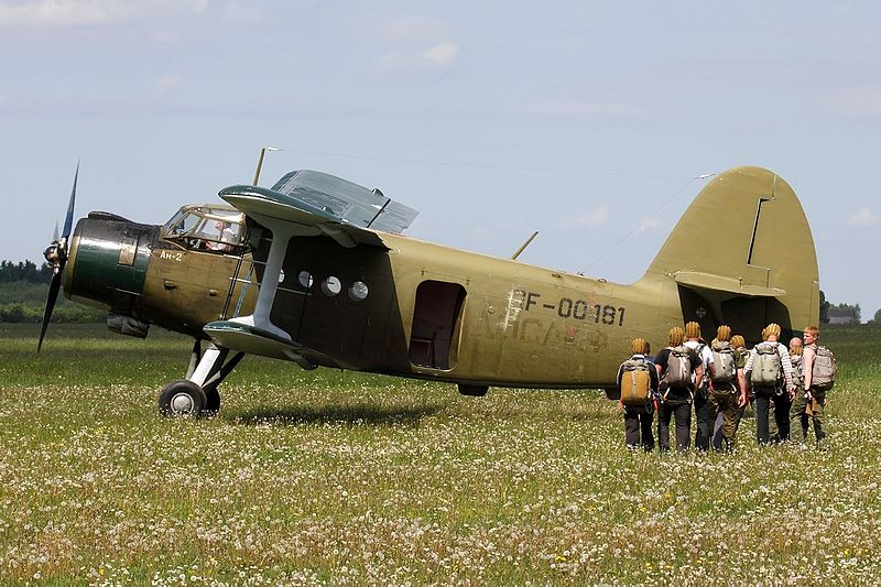 Отец Анны летал на биплане Ан-2 Отец Анны летал на биплане Ан-2